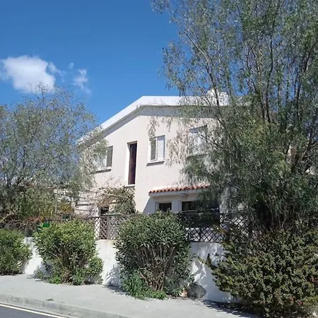 Hotel Jonty Villa, Mazotos 3*